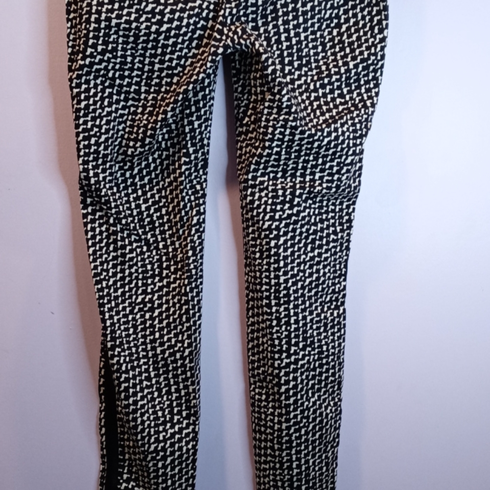 Zara Basic Black White Geometric Pants. - image 4